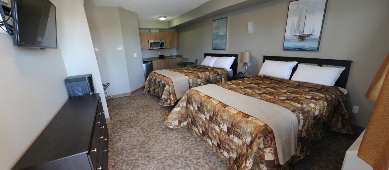 Alberta Beach Inn And Suites Exterior photo